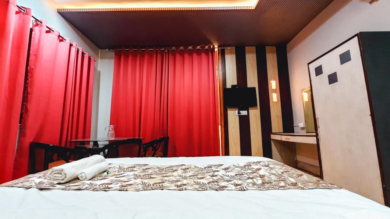 Hotel Rajyashree Palace Benares Buitenkant foto