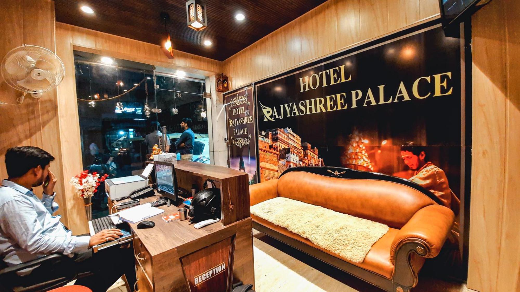 Hotel Rajyashree Palace Benares Buitenkant foto