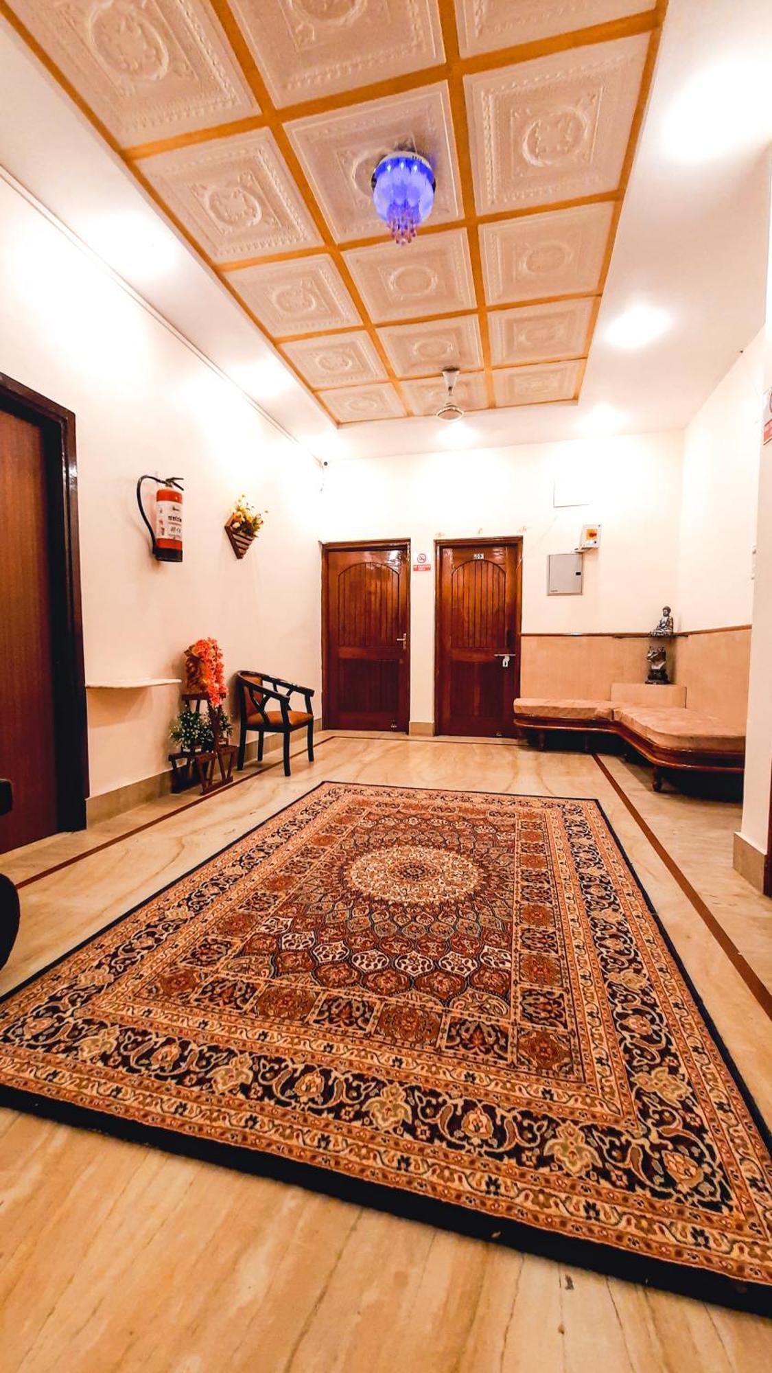Hotel Rajyashree Palace Benares Buitenkant foto